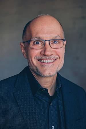 Distinguished Speaker - Doug Renfro