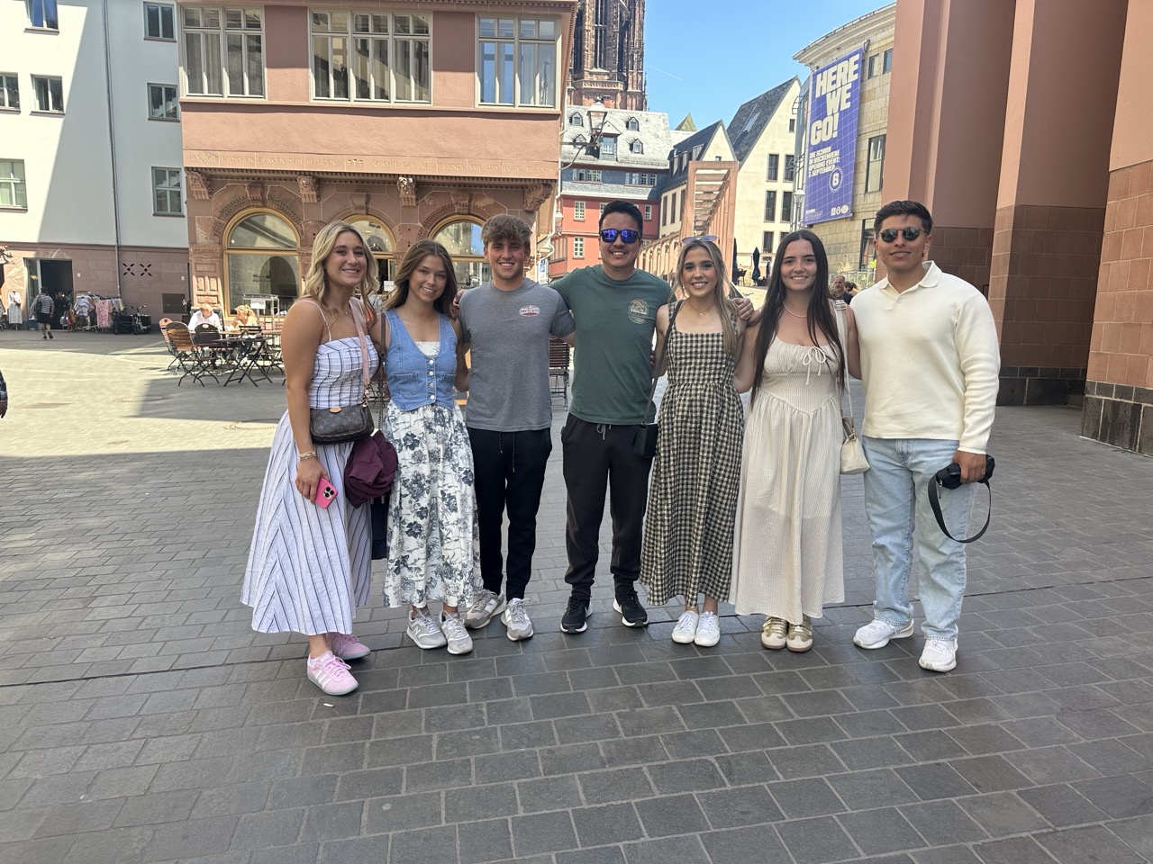 Hannah Henson and study abroad students on an excursion in Frankfort.