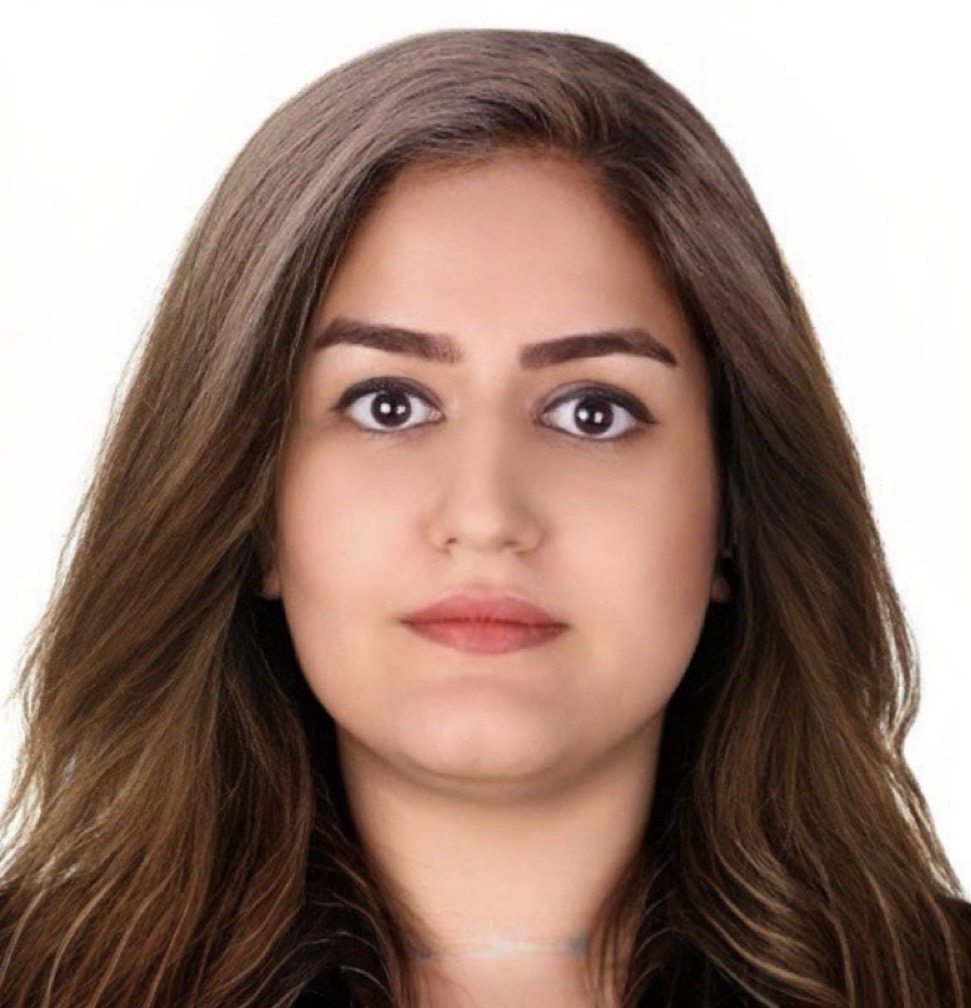 Farinaz Kahfi